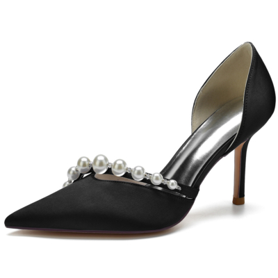 Zapatos de boda con tacón de aguja y perlas en punta de satén negro