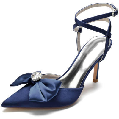 Zapatos de punta cerrada con tacón de aguja de satén con lazo azul marino