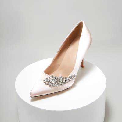 Zapatos de tacón de aguja con punta puntiaguda adornados con cristales de boda color champán, zapatos de tacón de satén para mujer
