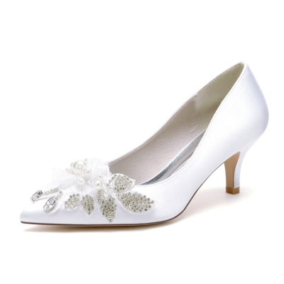 Zapatos de tacón con joyas de flores blancas, tacones de gatito, zapatos de boda de satén para damas de honor