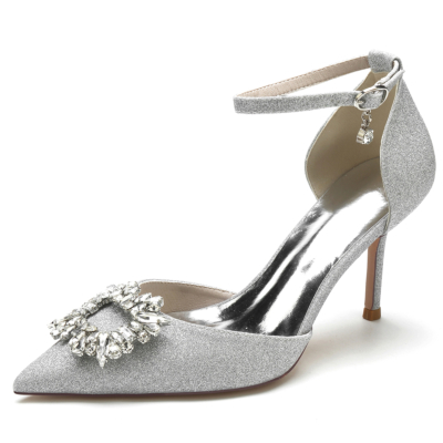 Zapatos de boda con purpurina y tacón de aguja en punta plateada con diamantes de imitación