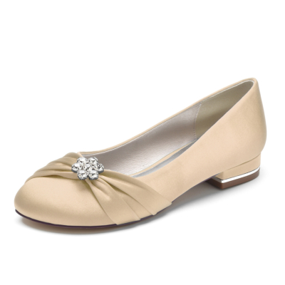 Zapatos de boda planos con punta redonda de satén Champange y flores de diamantes de imitación