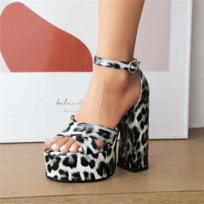 Sandalias de plataforma de tacón grueso con estampado de leopardo blanco y negro Zapatos con correa en el tobillo