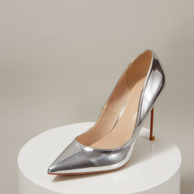 Zapatos de tacón de aguja con punta en pico de charol espejado metalizado plateado Zapatos de tacón de oficina