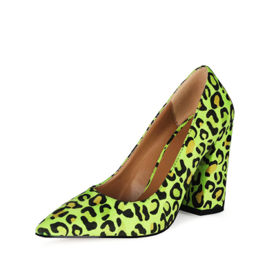 Zapatos de tacón con estampado de guepardo verde neón con tacones gruesos de 4 pulgadas