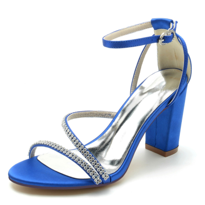 Sandalias de boda de satén con punta abierta y correa en el tobillo con diamantes de imitación azul real
