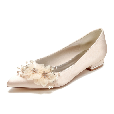 Zapatos de boda con flores de encaje plano y puntera ponitada Champange