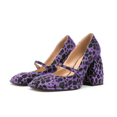 Zapatos de vestir de piel sintética con tacón grueso y estampado de leopardo morado