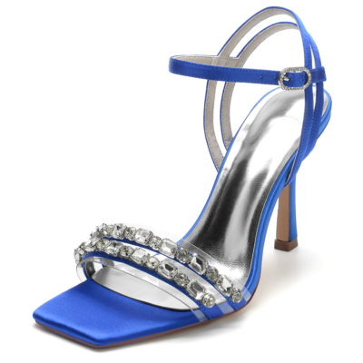 Sandalias de tacón de aguja con correa en el tobillo de satén con diamantes de imitación azul real