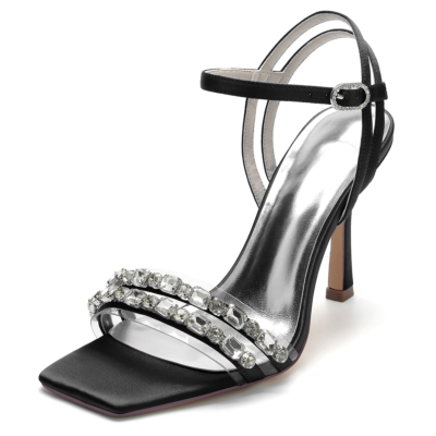Sandalias de tacón de aguja con correa en el tobillo de satén con diamantes de imitación negros