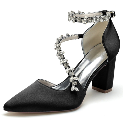 Zapatos de tacón grueso con correa en el tobillo y punta estrecha de satén con diamantes de imitación negros