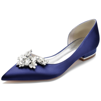 Zapatos de vestir con pedrería azul marino y punta puntiaguda de satén con corte lateral y joyas