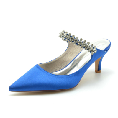 Zapatos de Tacón Medio estilo Mulas de Satén Azul Real con Detalles de Joyas en el Tacón