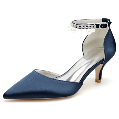 Zapatos de tacón de gatito de satén azul oscuro D'orsay con zapatos de boda con correa de tobillo de perlas