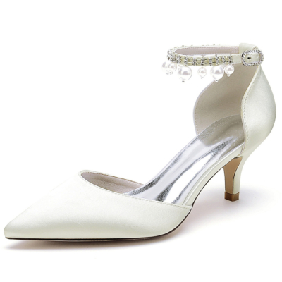 Zapatos de tacón de gatito de satén beige D'orsay con zapatos de boda con correa de tobillo de perlas