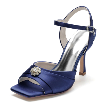 Sandalias con correa en el tobillo de flores de diamantes de imitación con punta abierta de satén azul marino