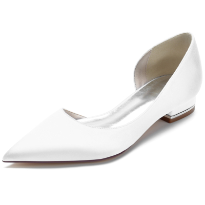 Zapatos planos de satén blanco con punta en punta