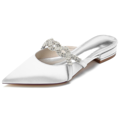 Zapatos de mula de boda planos de joyería con punta en punta de satén blanco
