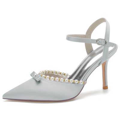 Zapatos de boda de perlas con tacón destalonado en punta de satén plateado