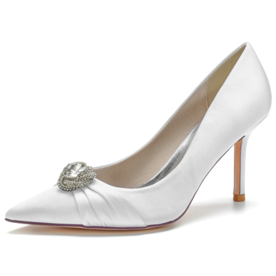 Zapatos de boda con diamantes de imitación y tacón de aguja en punta de satén blanco