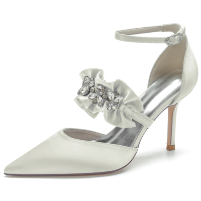 Zapatos de tacón de aguja con punta en pico y diamantes de imitación con volantes de satén blanco