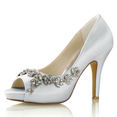 Zapatos de boda con punta abierta de satén plateado Bombas de plataforma de tacón de aguja con flores de diamantes de imitación