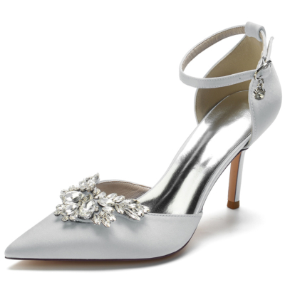 Zapatos de boda con tacón de aguja y diamantes de imitación con correa en el tobillo y punta estrecha de satén plateado