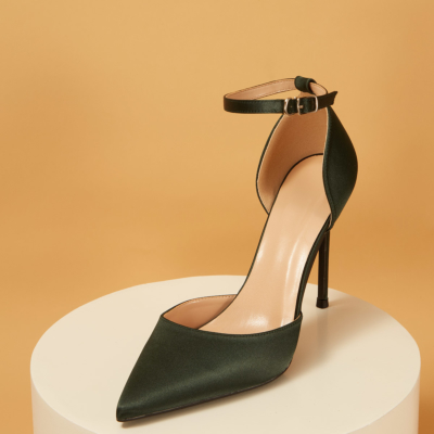 Zapatos de tacón de aguja con correa en el tobillo D'orsay con punta en punta de satén verde