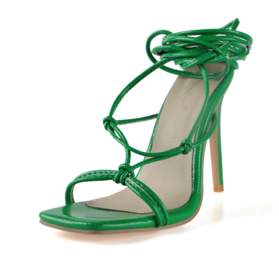 Sandalias de tiras finas con tacón de aguja y punta abierta en verde para mujer