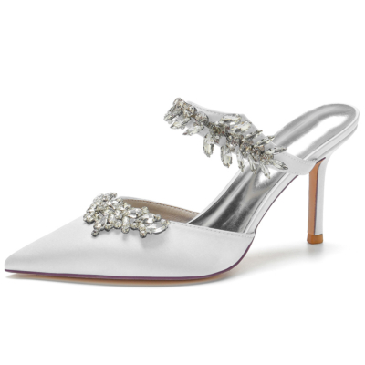 Zapatos de boda de satén blanco con punta estrecha y tacón de aguja con diamantes de imitación