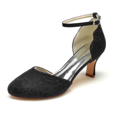 Zapatos de salón con tira en el tobillo y tacón de aguja con punta de almendra y encaje negro para mujer