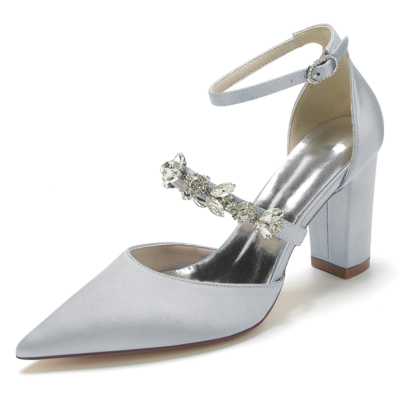 Zapatos de tacón grueso con tira al tobillo y punta en punta de satén plateado para mujer